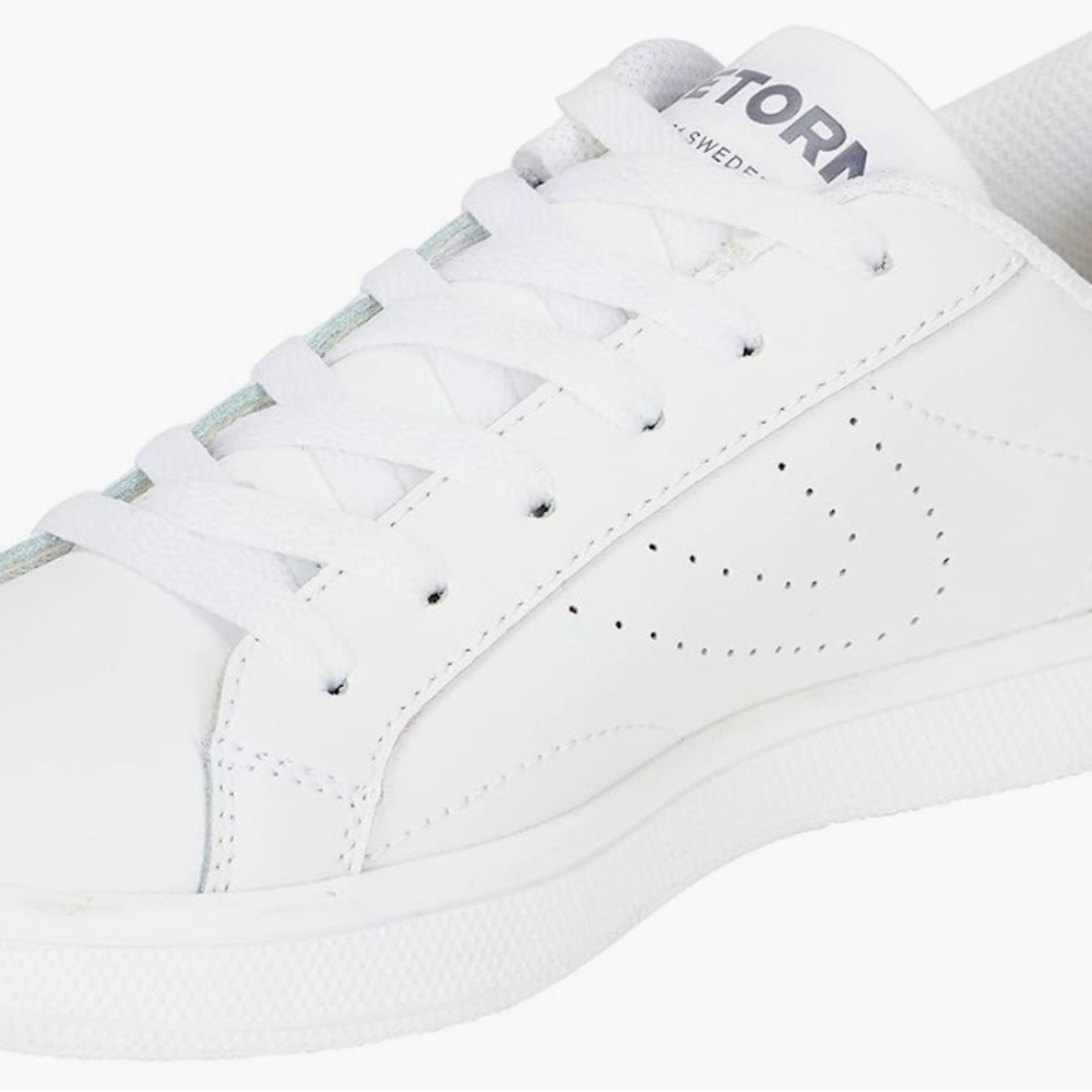 NWT Men’s Tretorn court shoes. White on White. Size 10.